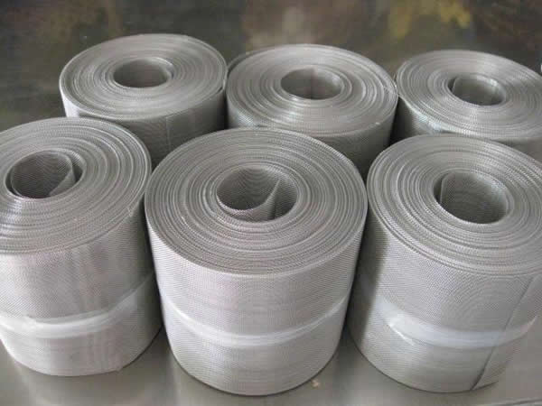 Mesh Fabric for Melt Filter Cartridges